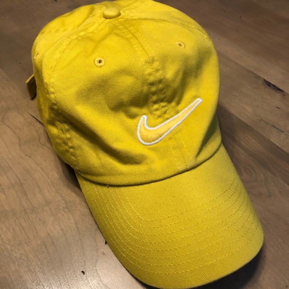 Yellow Nike Heritage 86 Hat 